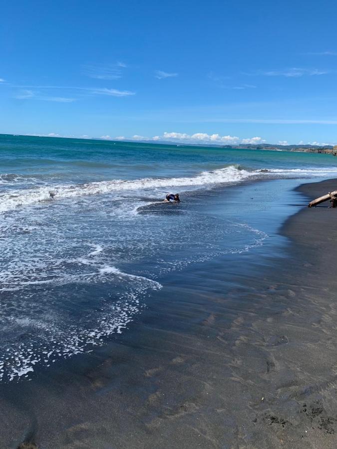 Urenui Beach Bach מראה חיצוני תמונה